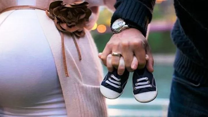 عکسبرداری بارداری در آتلیه مها همراه با 40٪ تخفیف و پرداخت از 27000 تومان