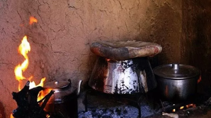 غذای محلی لذیذ در اقامتگاه بومگردی سرای هما تا 30٪ تخفیف و پرداخت از 21000 تومان