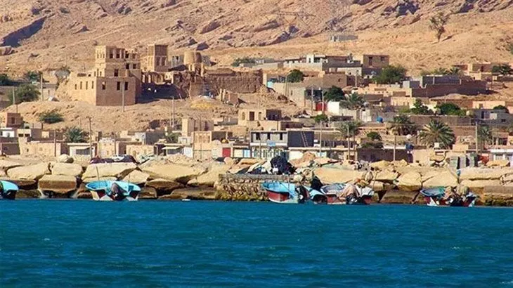 یک سفر رویایی به بندر زیبای سیراف و خلیج دیدنی نایبند همراه با 30% تخفیف